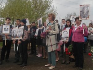 В очередной раз   9 мая  жители Октябрьского муниципального образования собрались на торжественный митинг в честь празднования годовщины Победы в Великой Отечественной войне.